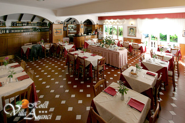 Hotel Villa Aranci - Dinig Room
