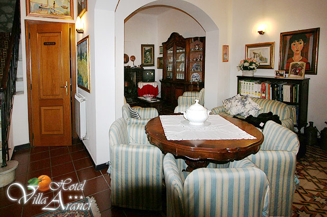 Hotel Villa Aranci - Wohnzimmer